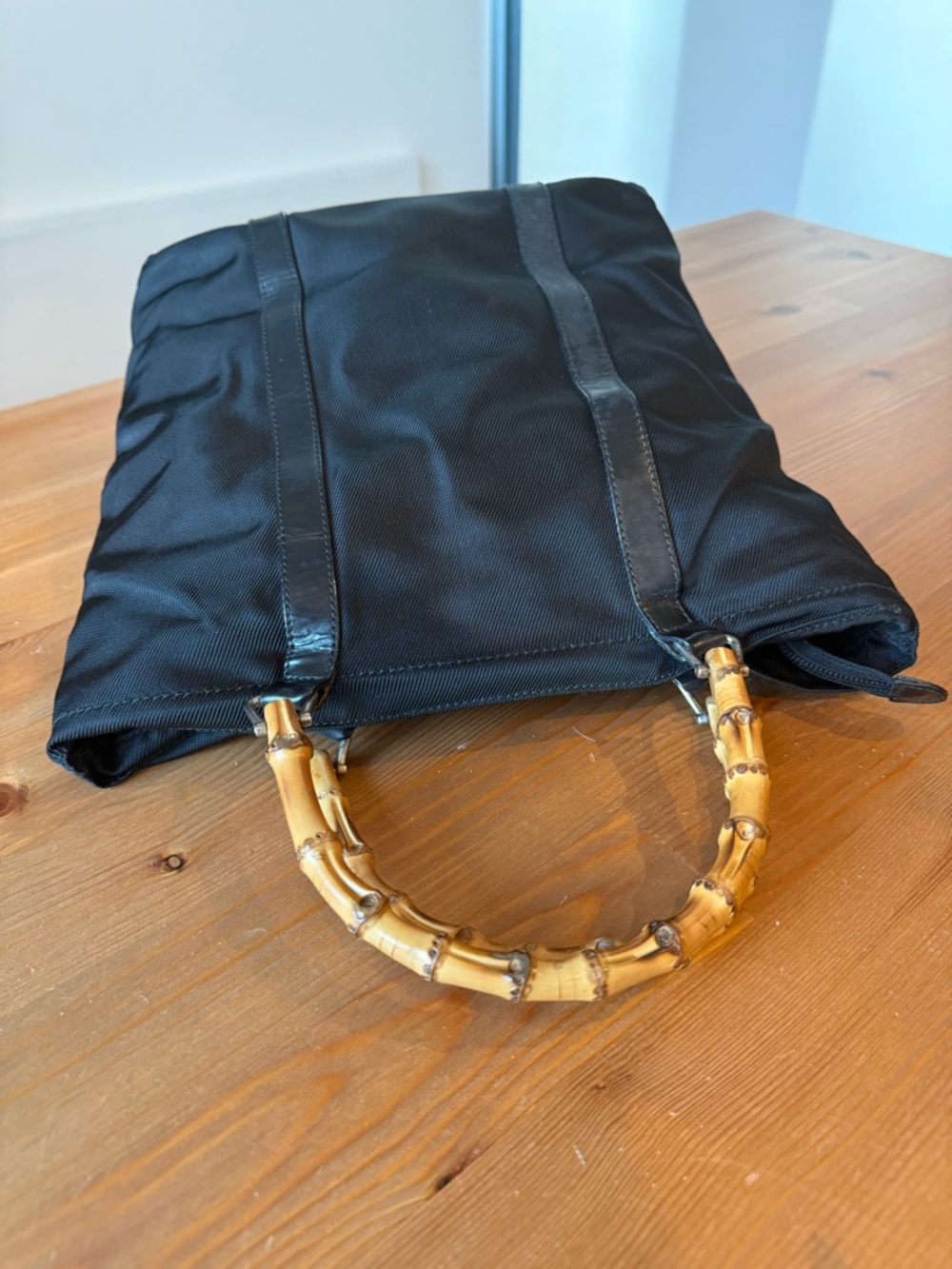 Gucci Black Tote Bag with Bamboo Handles and Leather Trim - Picture 3 of 16